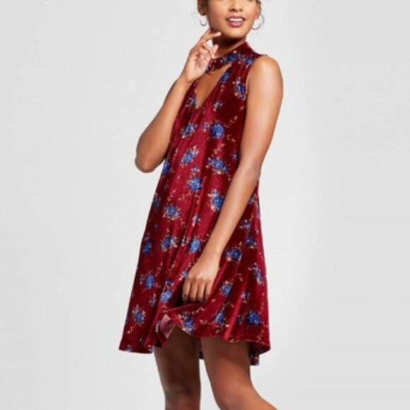 XHILARATION O-Ring Velvet Shift Dress Burgundy Maroon Red Floral Choker Cutout M - Picture 3 of 12